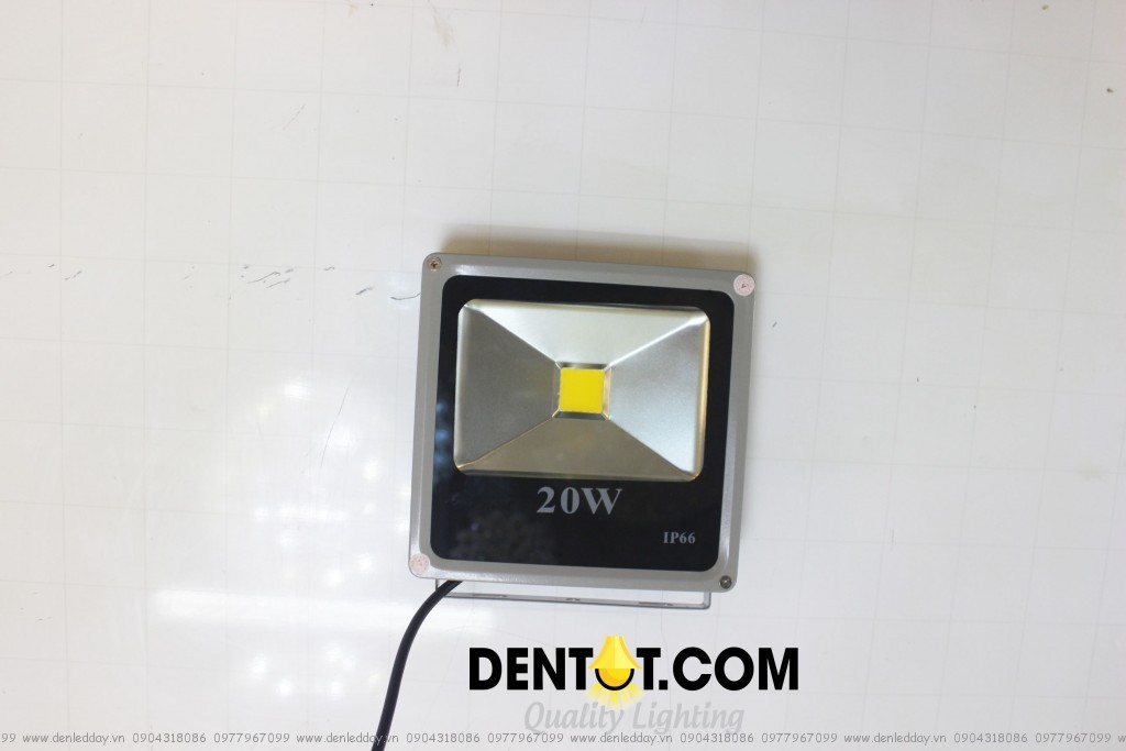  đèn pha led 20w